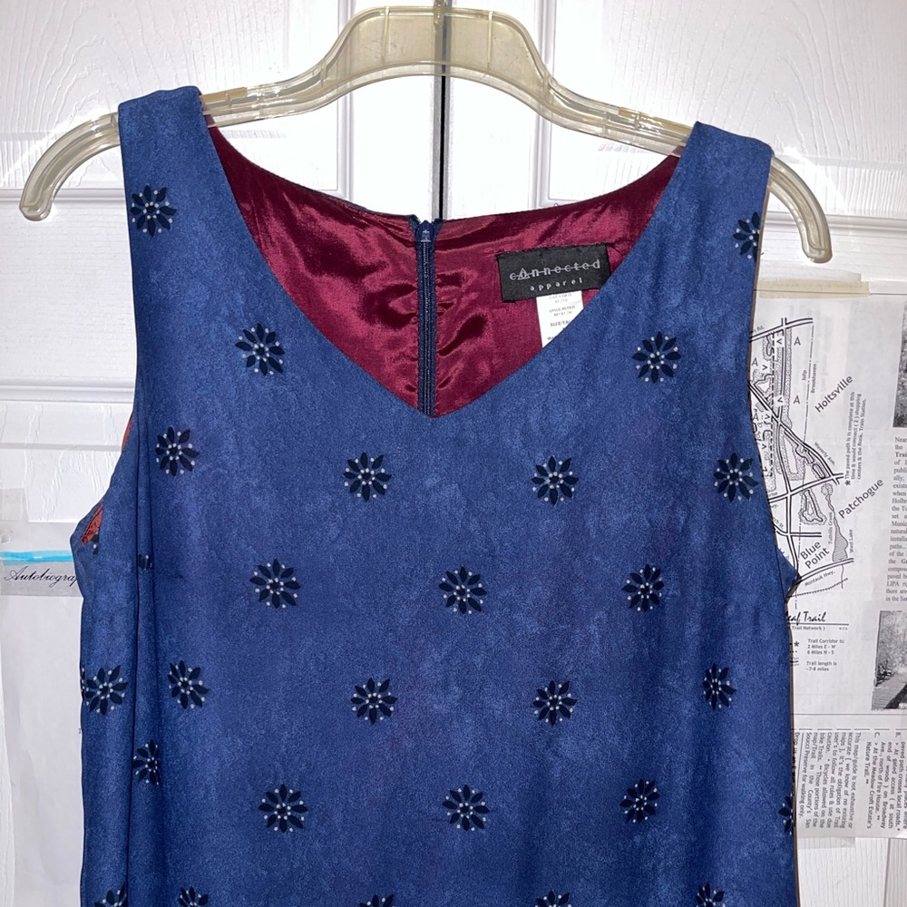 Connected apparel Midi Dress